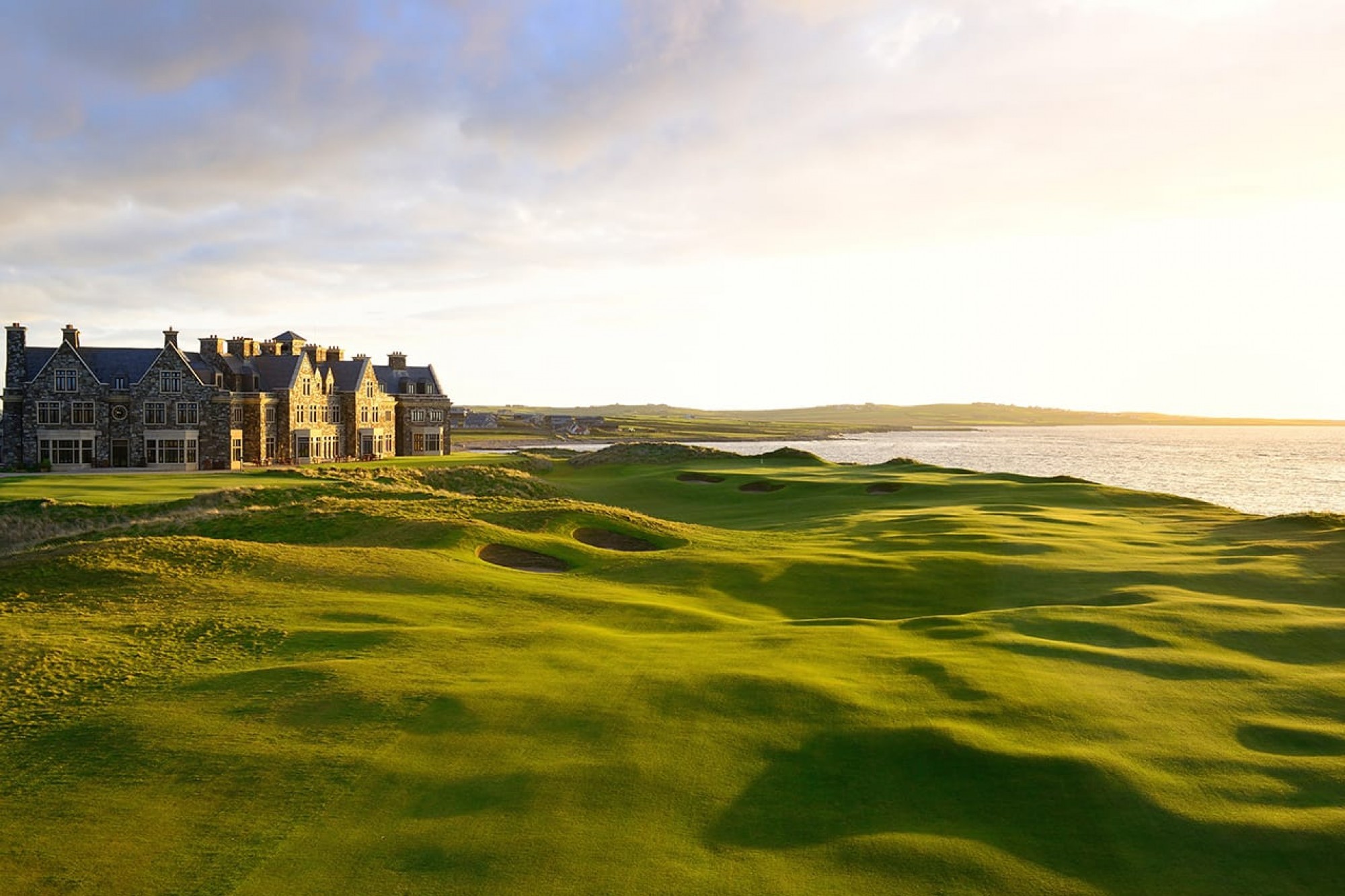 Det sydlige Irland, Irland, Trump International Golf Links & Hotel™ Doonbeg