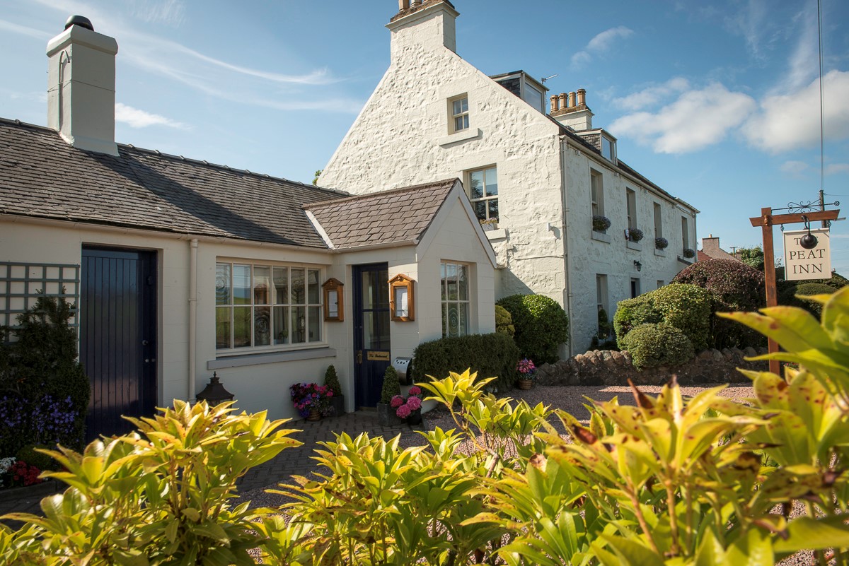 Fife, Skotland, The Peat Inn Restaurant with Rooms